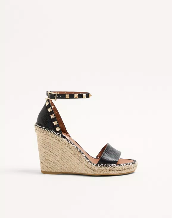 Valentino Double Rockstud Grainy Calfskin Wedge Sandal 105 Mm - Image 1